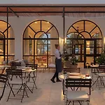 Elisabeth By The Sea Hotel
