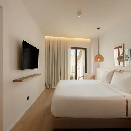 Elisabeth By The Sea 滨海托萨