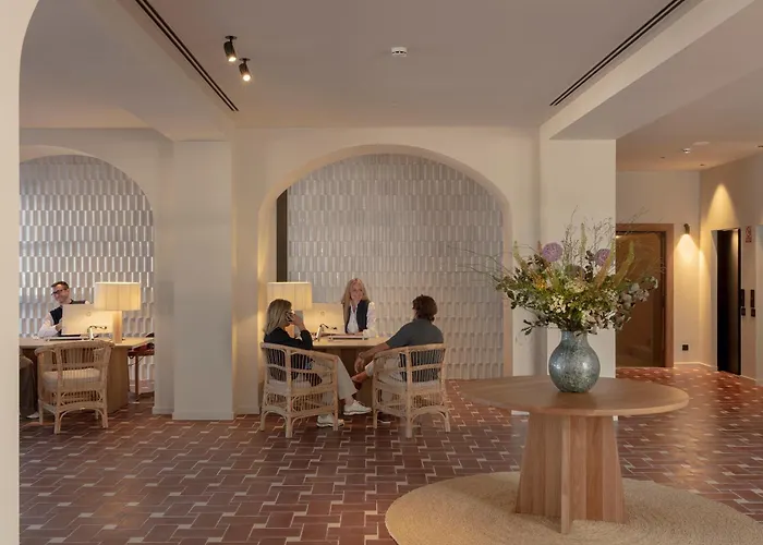 Hotel Elisabeth By The Sea 5*