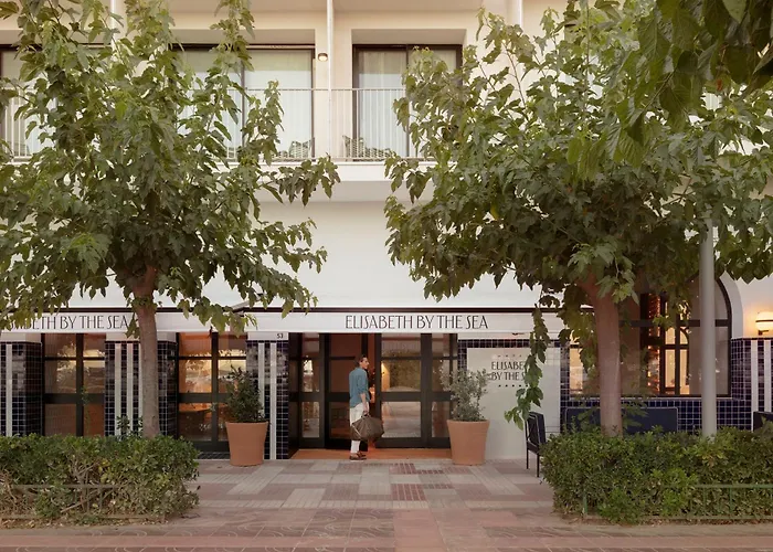 Elisabeth By The Sea