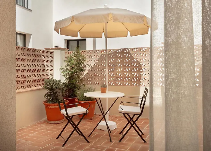 Elisabeth By The Sea